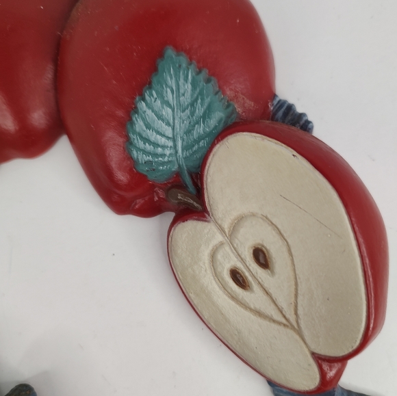 Vintage 1998 Kitchen/Home Interior Apple Wall Plaque Decor Set Of 2 - Picture 5 of 14